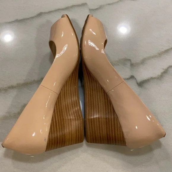 Cole Haan Wedge Heels Size 9.5 Nude Beige Peep Toe NWOB - Picture 7 of 16